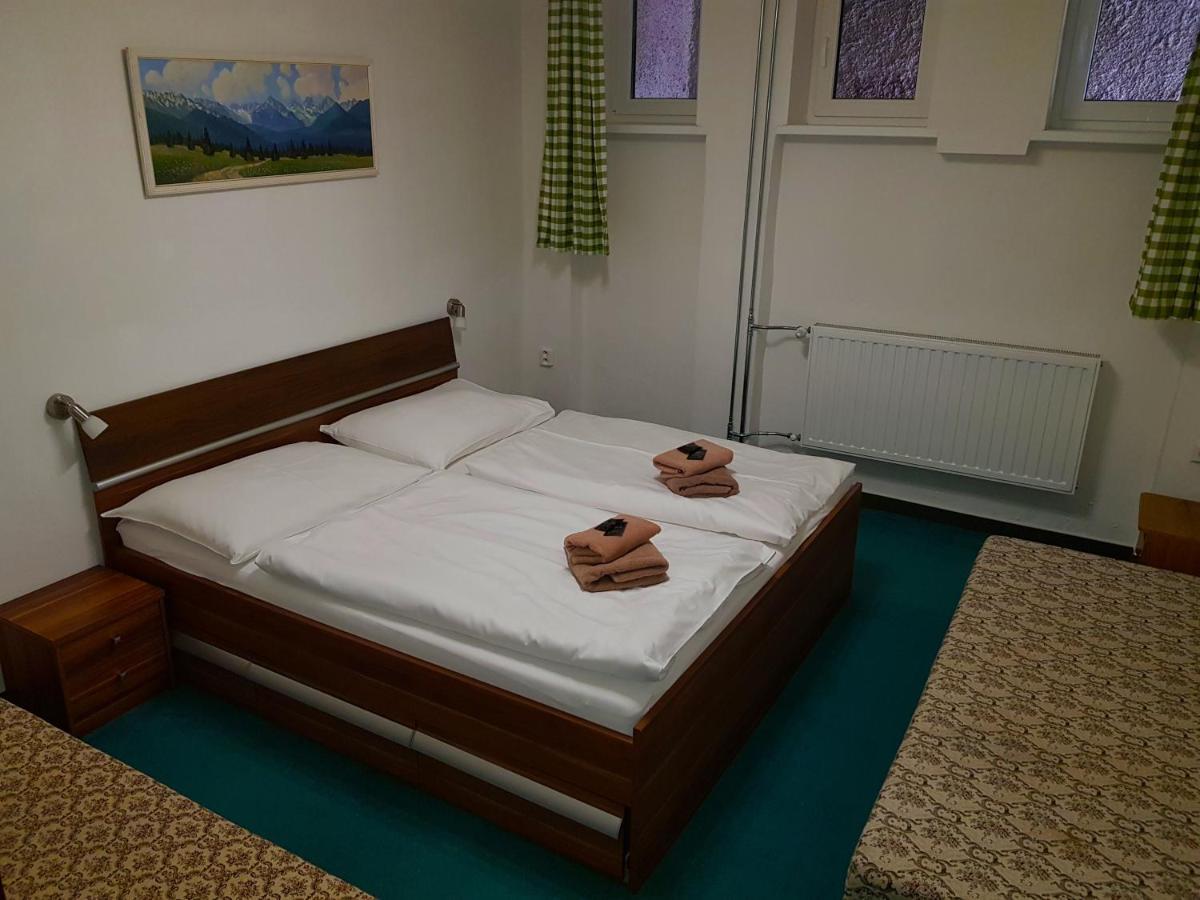 Hotel Sasanka Tatranska Lomnica Room photo
