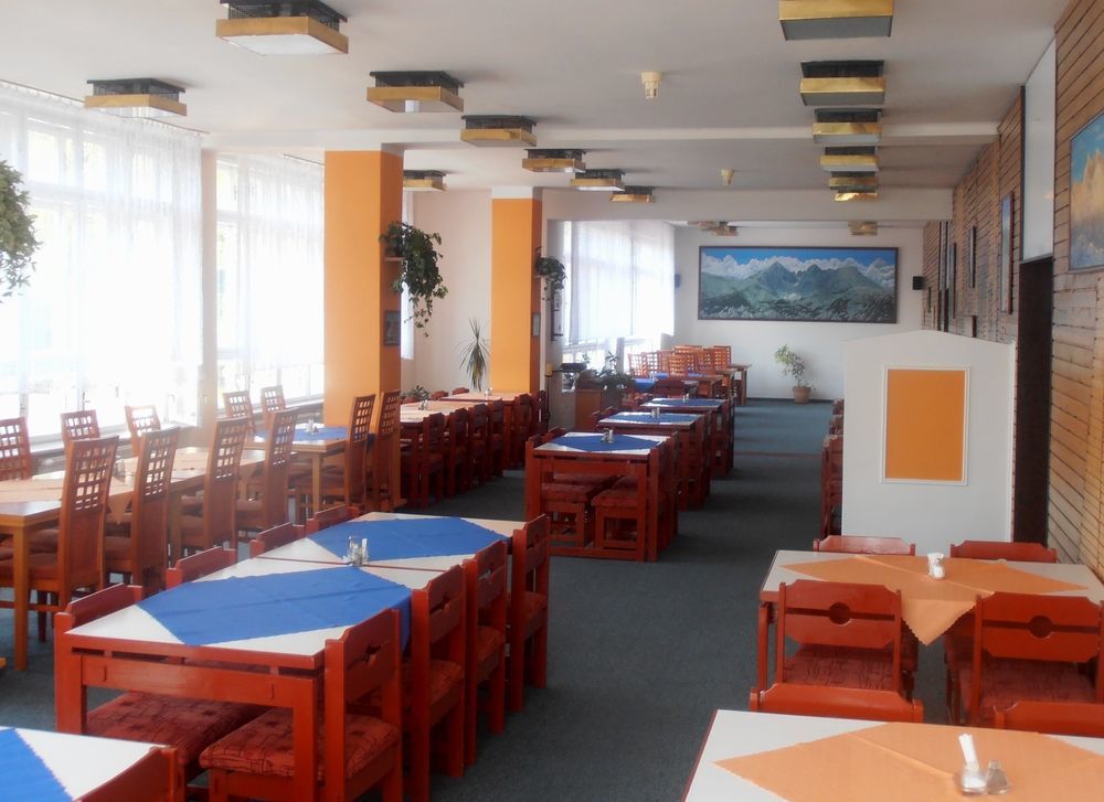 Hotel Sasanka Tatranska Lomnica Exterior photo