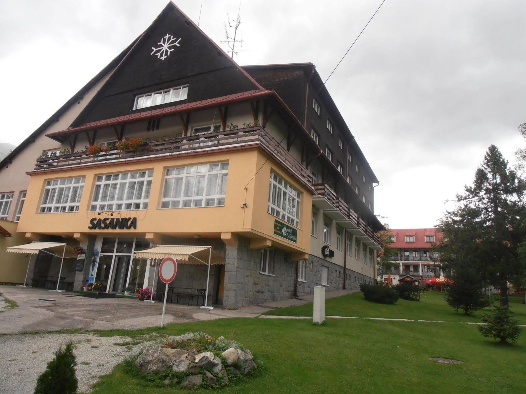 Hotel Sasanka Tatranska Lomnica Exterior photo